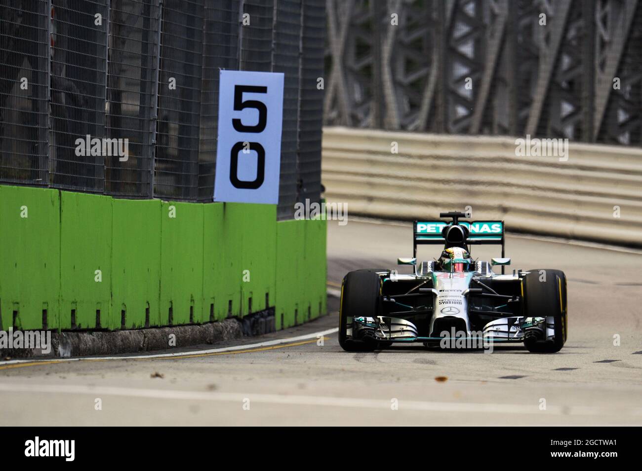Lewis Hamilton (GBR) Mercedes AMG F1 W05. Gran Premio di Singapore, sabato 20 settembre 2014. Circuito Marina Bay Street, Singapore. Foto Stock