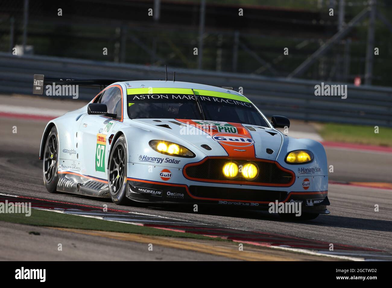 Darren Turner (GBR) / Stefan Muecke (GER) / 97 Aston Martin Vantage V8. Campionato mondiale FIA Endurance, Rd 4, 6 ore di circuito delle Americhe. Sabato 20 settembre 2014. Austin, Texas, Stati Uniti. Foto Stock