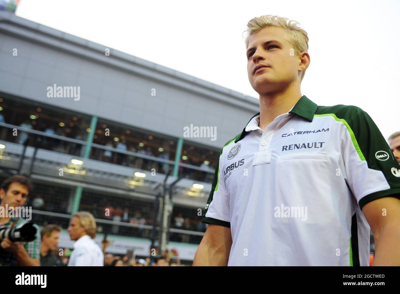 Marcus Ericsson (SWE) Caterina sulla sfilata piloti. Gran Premio di Singapore, domenica 21 settembre 2014. Circuito Marina Bay Street, Singapore. Foto Stock