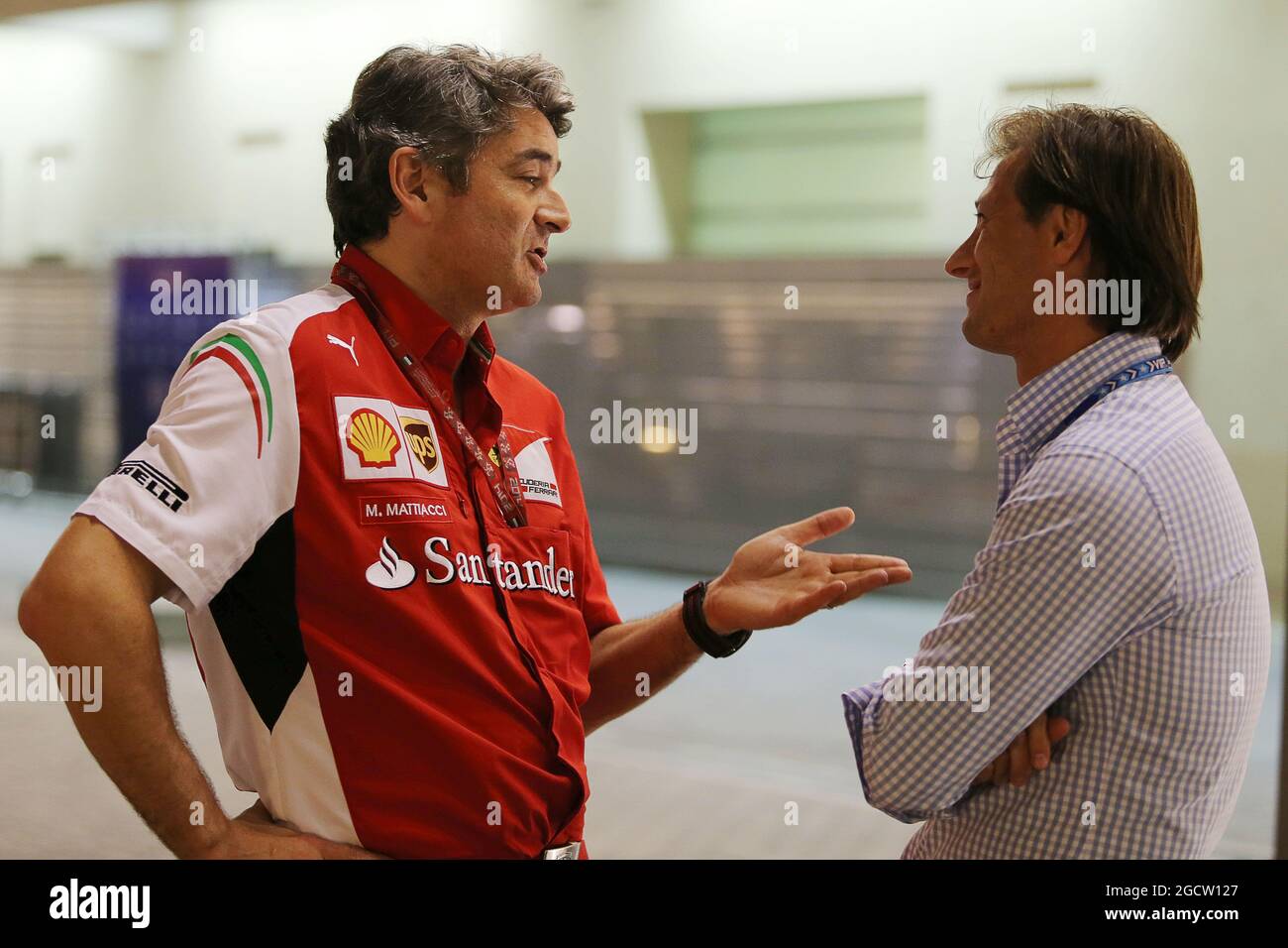 (Da L a R): Marco Mattiacci (ITA) Ferrari Team Principal con Dany Bahar (TUR). Gran Premio di Abu Dhabi, venerdì 21 novembre 2014. Yas Marina Circuit, Abu Dhabi, Emirati Arabi Uniti. Foto Stock
