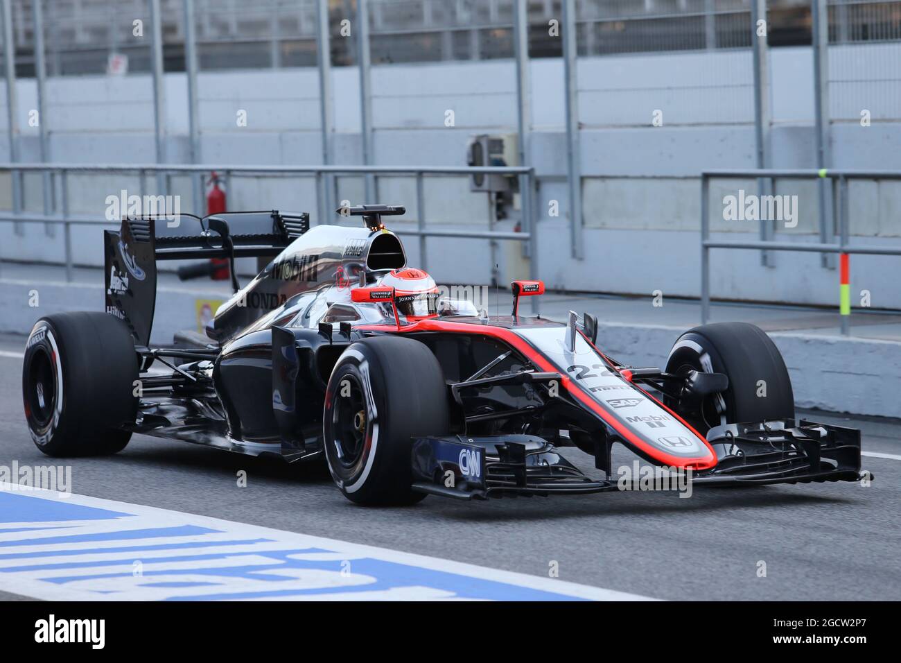 Jenson Button (GBR) McLaren MP4-30. Test di Formula uno, giorno 1, giovedì 19 febbraio 2015. Barcellona, Spagna. Foto Stock