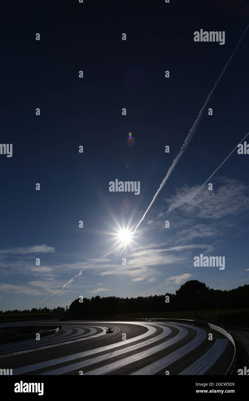 Azione panoramica. FIA World Endurance Championship, 'Prologue' Official Test Days, venerdì 27 marzo 2015. Paul Ricard, Francia. Foto Stock