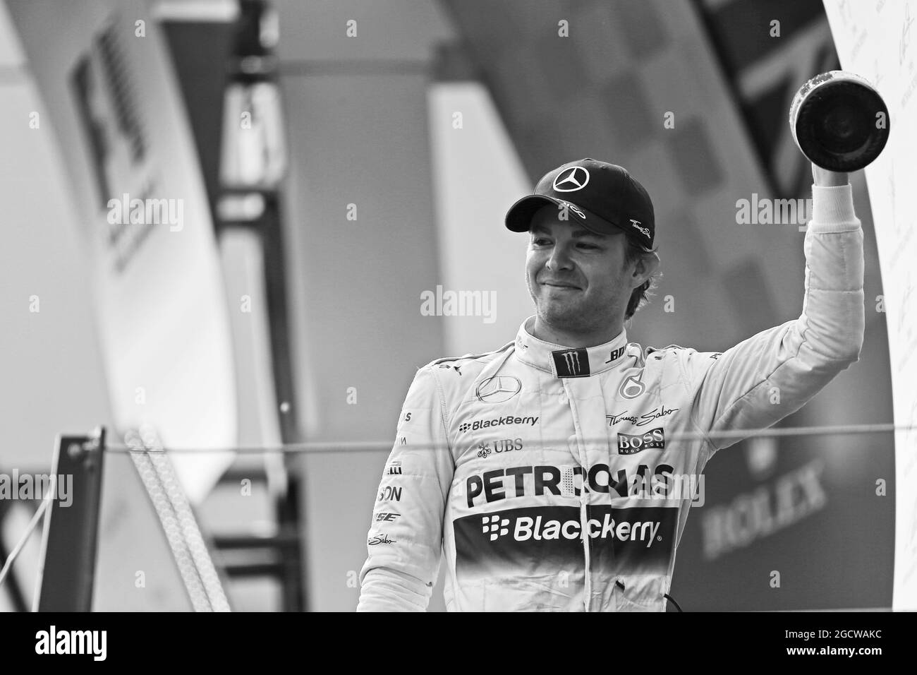 Vincitore della gara Nico Rosberg (GER) Mercedes AMG F1 festeggia sul podio. Gran Premio d'Austria, domenica 21 giugno 2015. Spielberg, Austria. Foto Stock