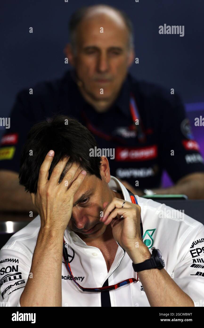 Toto Wolff (GER), azionista e Direttore Esecutivo di Mercedes AMG F1 alla Conferenza stampa della FIA. Gran Premio d'Ungheria, venerdì 24 luglio 2015. Budapest, Ungheria. Foto Stock