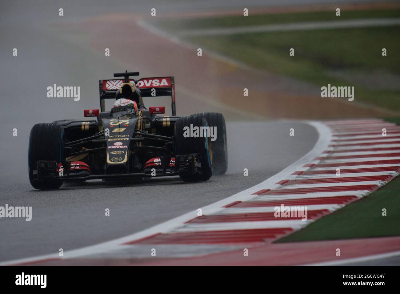 Romain Grosjean (fra) Lotus F1 E23 nella sessione di qualifica. Gran Premio degli Stati Uniti, domenica 25 novembre 2015. Circuito delle Americhe, Austin, Texas, USA. Foto Stock
