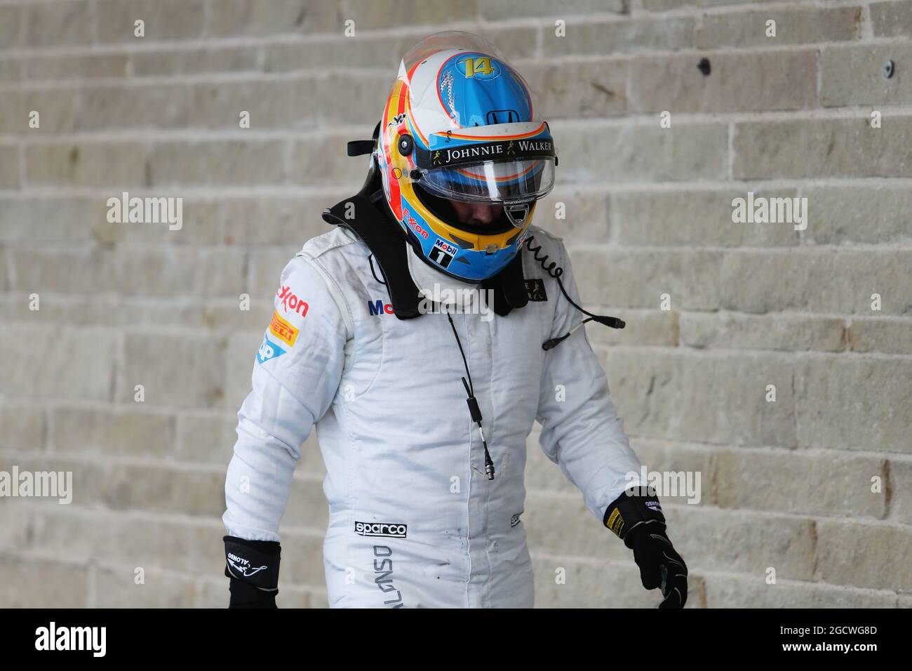 Fernando Alonso (ESP) McLaren in parc ferme. Gran Premio degli Stati Uniti, domenica 25 novembre 2015. Circuito delle Americhe, Austin, Texas, USA. Foto Stock
