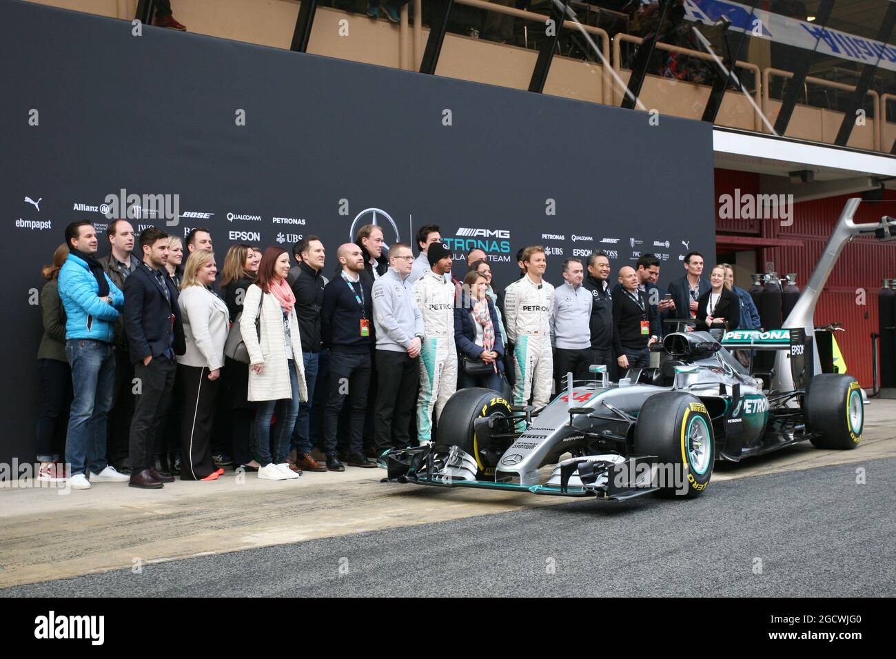 Viene presentata la Mercedes AMG F1 W07 Hybrid. Test di Formula uno, giorno 1, lunedì 22 febbraio 2016. Barcellona, Spagna. Foto Stock