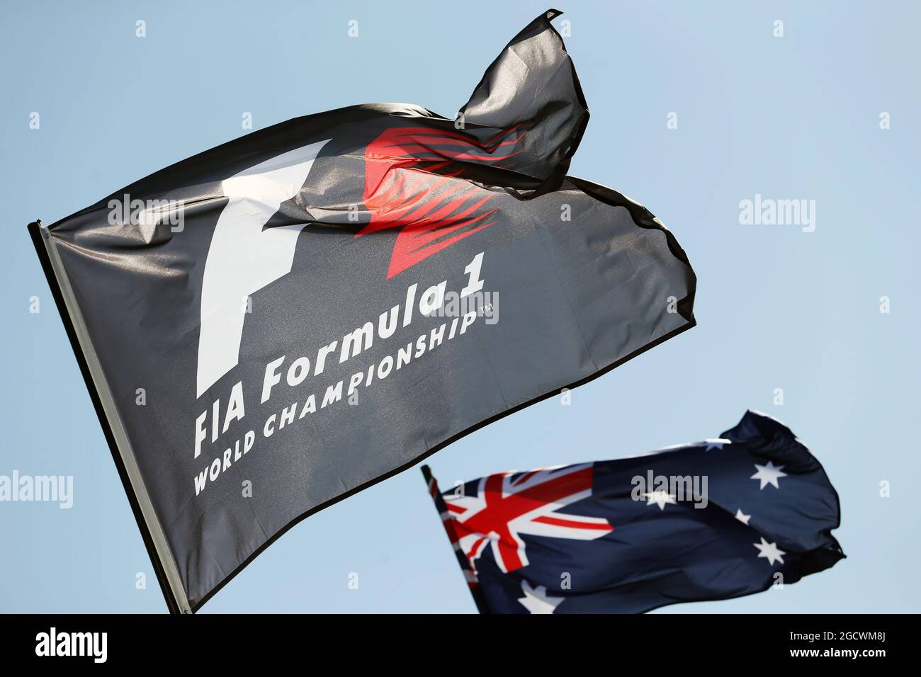 F1 e bandiere australiane. Gran Premio d'Australia, giovedì 17 marzo 2016. Albert Park, Melbourne, Australia. Foto Stock