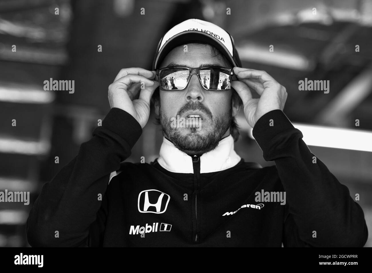 Fernando Alonso (ESP) McLaren sulla sfilata dei piloti. Gran Premio di Cina, domenica 17 aprile 2016. Shanghai, Cina. Foto Stock