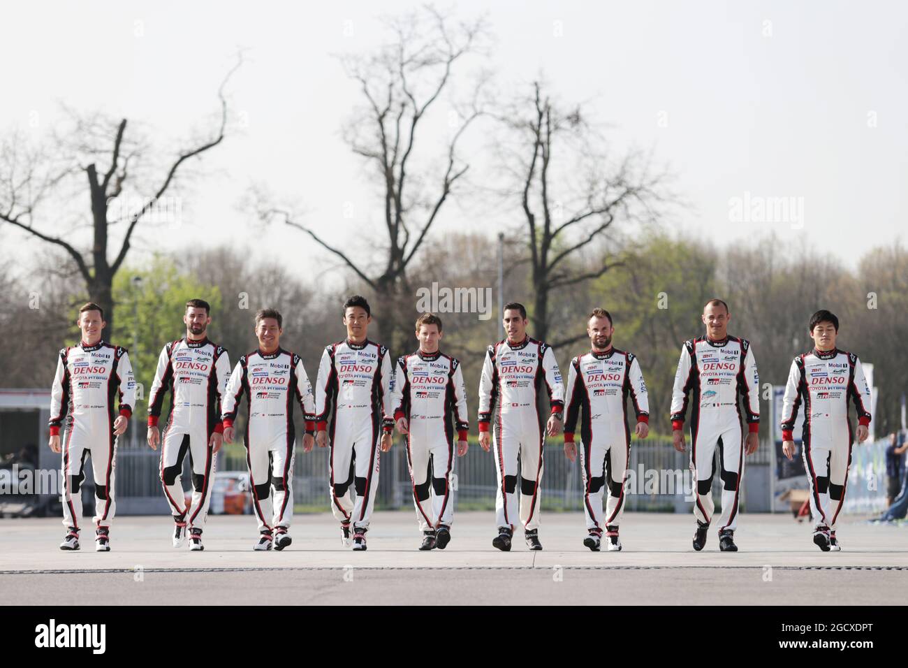 La linea di piloti Toyota Gazoo Racing 2017. Campionato Mondiale di Endurance FIA, Test ufficiali 'Prologue', venerdì 31 marzo - domenica 2 aprile 2017. Monza, Italia. Foto Stock