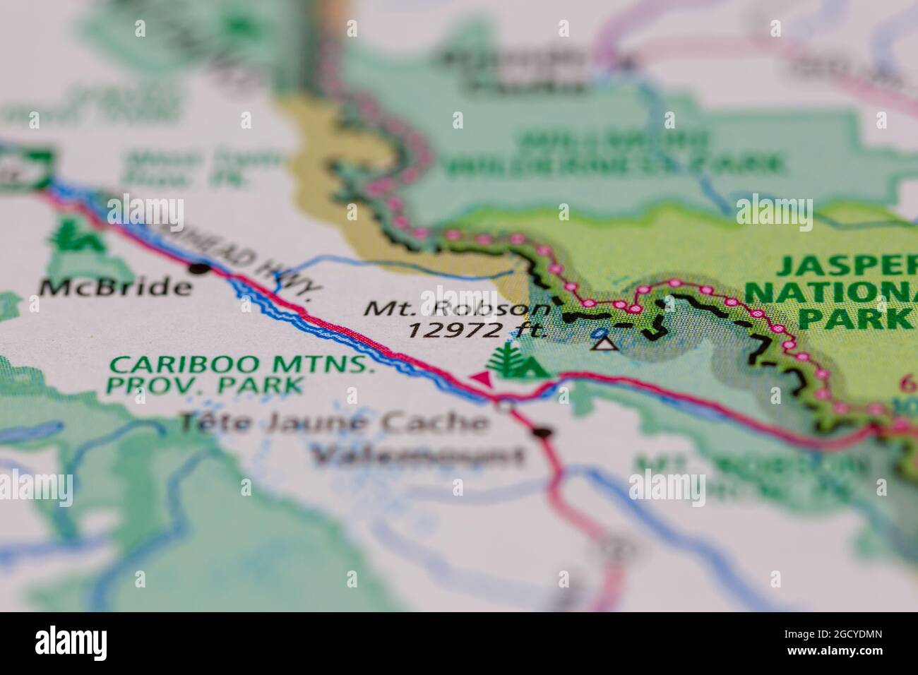 Mount Robson British Columbia Canada mostrato su una mappa stradale o su una mappa geografica Foto Stock