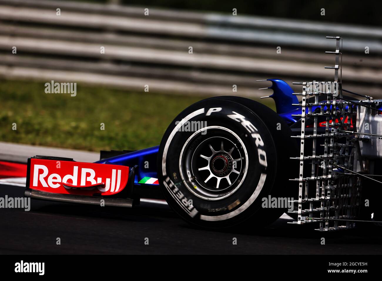 Sean Gelael (IDN) Scuderia Toro Rosso STR13 Test driver - parafango anteriore e attrezzatura sensore. Test di formula uno. Mercoledì 1 agosto 2018. Budapest, Ungheria. Foto Stock