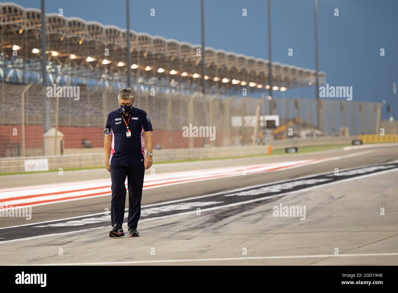 Otmar Szafnauer (USA) Racing Point F1 Team Principal e CEO. Gran Premio del Bahrain, sabato 28 novembre 2020. Sakhir, Bahrein. Foto Stock