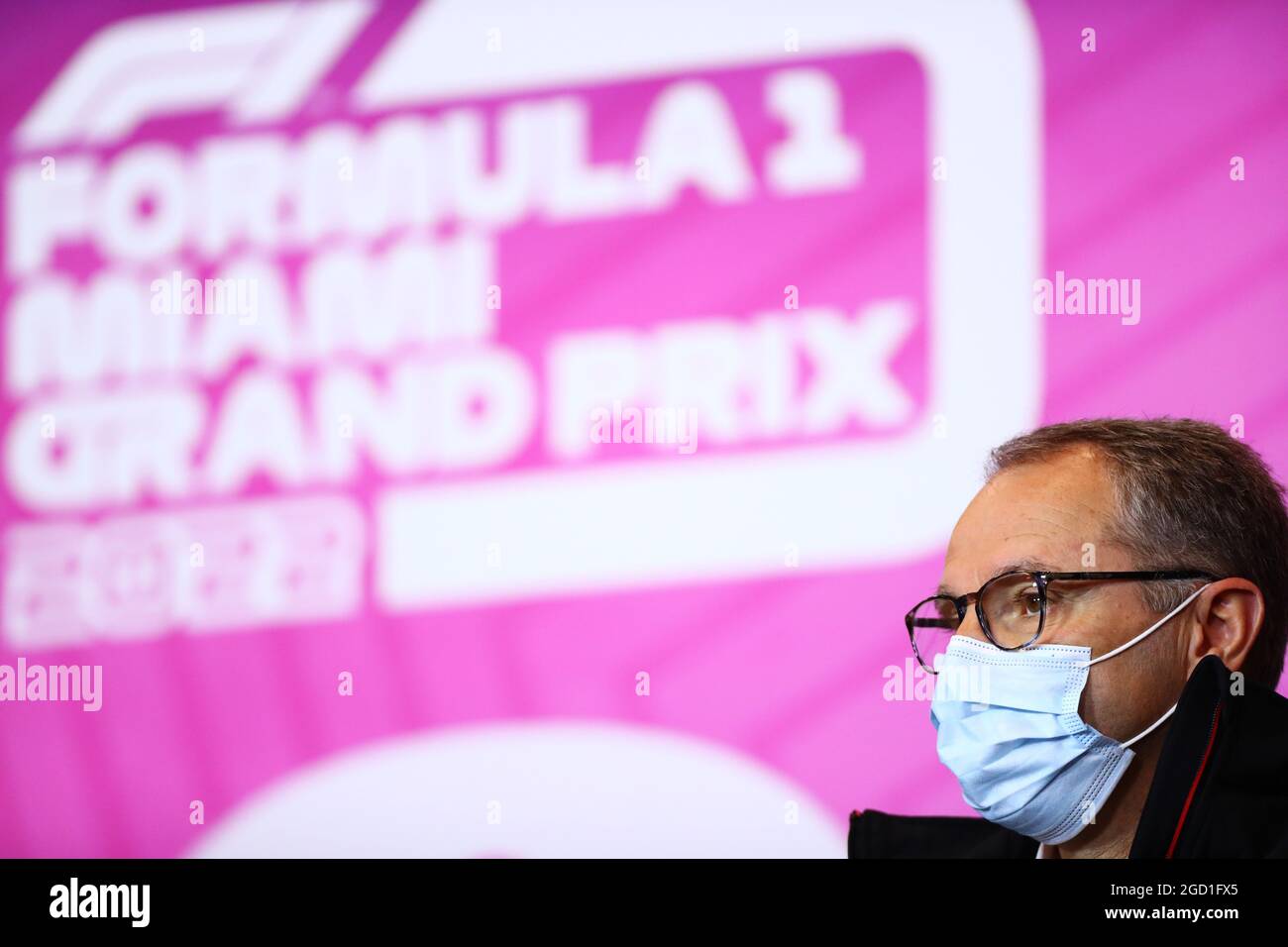 Stefano Domenicali (ITA) Presidente e CEO di Formula uno - Annuncio del Gran Premio di Miami. Gran Premio d'Emilia Romagna, domenica 18 aprile 2021. Imola, Italia. Immagine pool FIA solo per uso editoriale Foto Stock