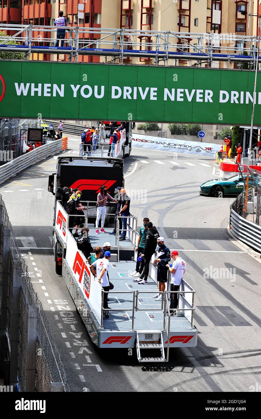 Sfilata di piloti. Gran Premio di Monaco, domenica 23 maggio 2021. Monte Carlo, Monaco. Foto Stock