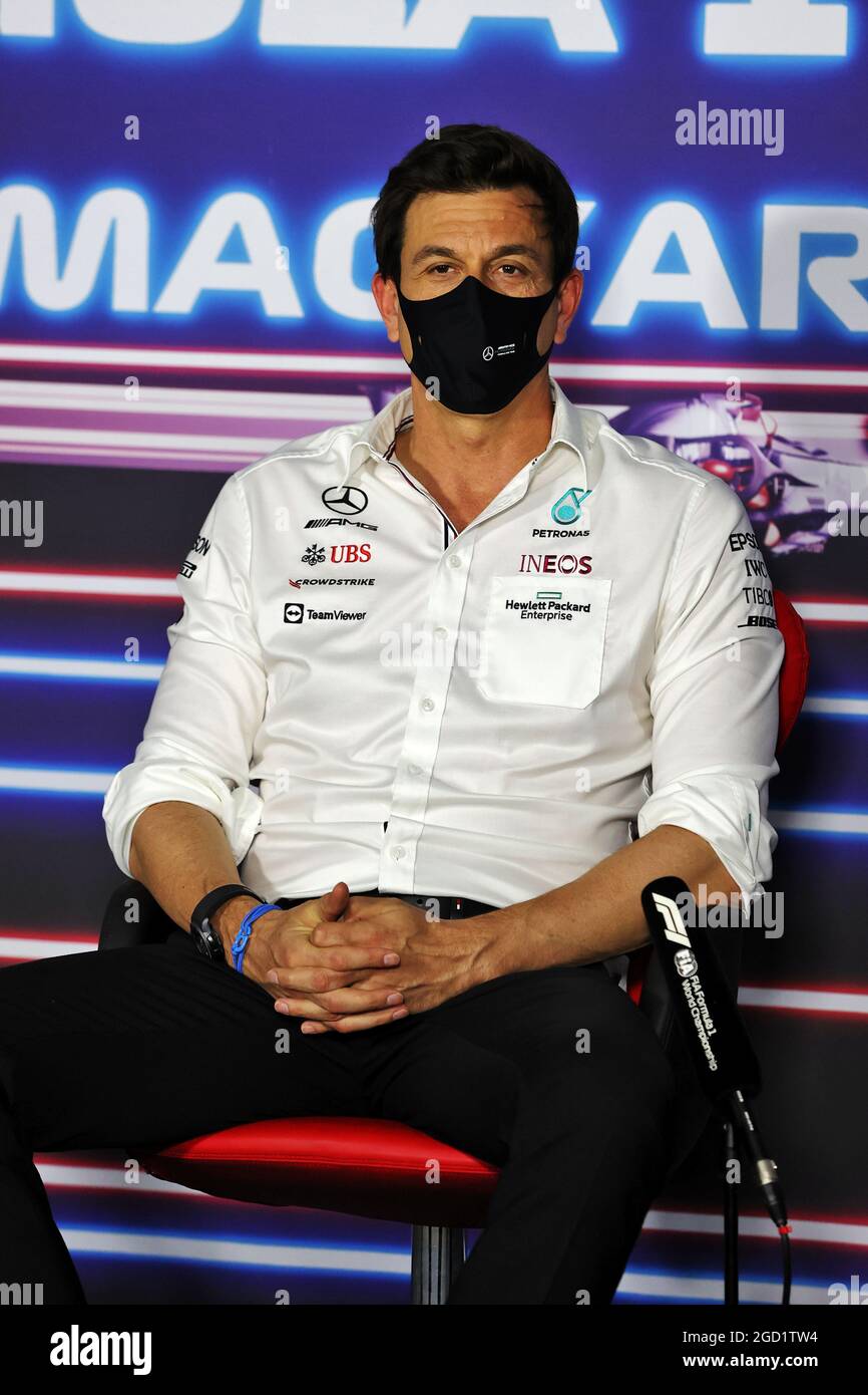 Toto Wolff (GER), azionista e Direttore Esecutivo di Mercedes AMG F1 alla Conferenza stampa della FIA. Gran Premio di Ungheria, venerdì 30 luglio 2021. Budapest, Ungheria. Foto Stock