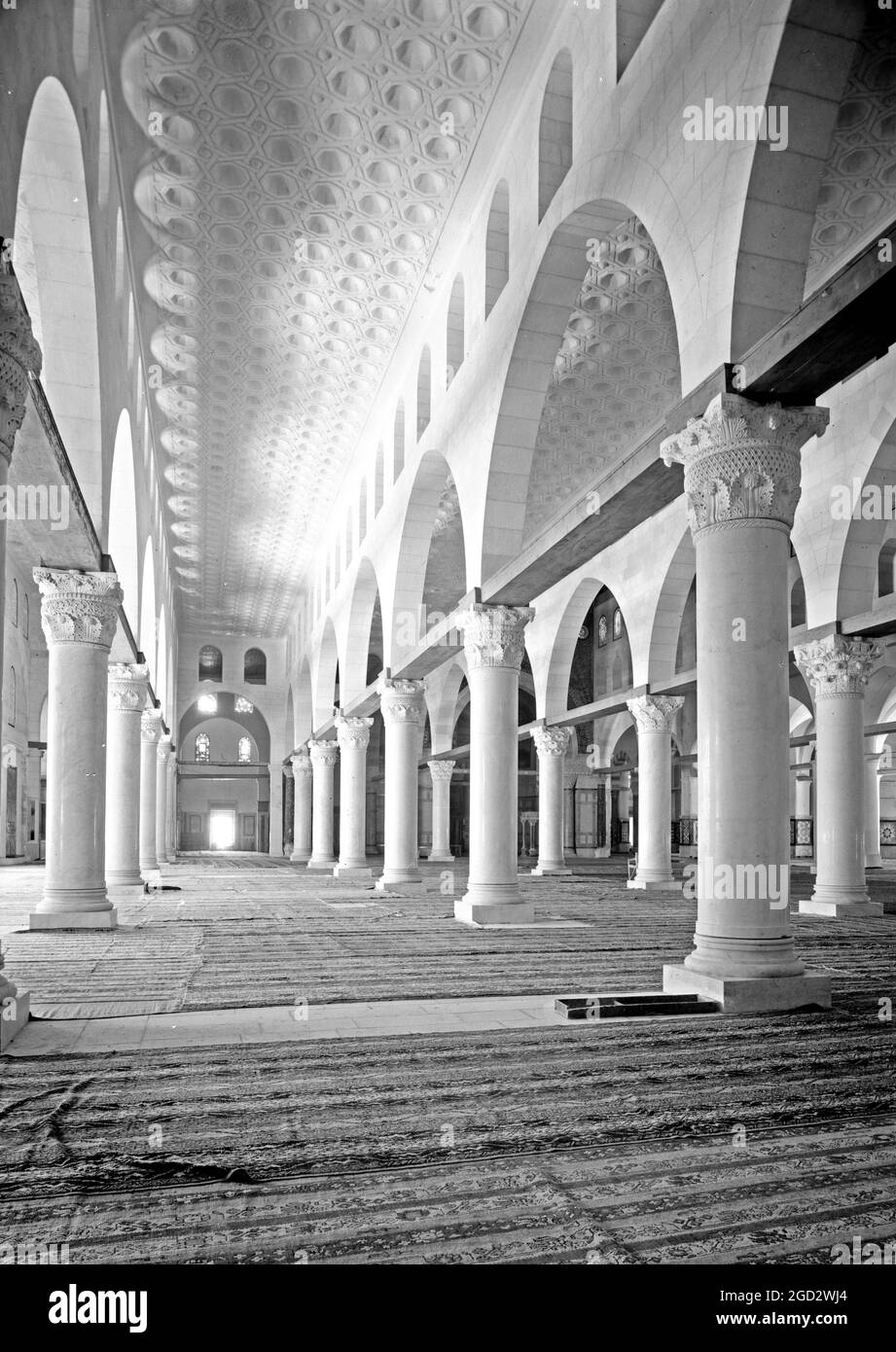 moschea el AKSA o Moschea al-Aqsa, la navata est ca. Tra il 1940 e il 1946 Foto Stock