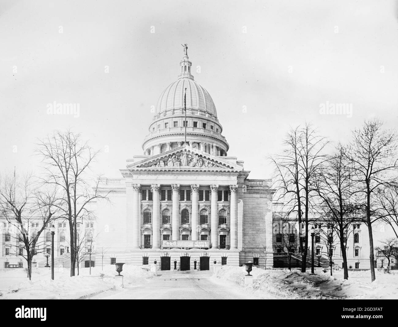 State Capitol Building, Madison, Wisconsin, tra il 1910 e il 1920 circa Foto Stock