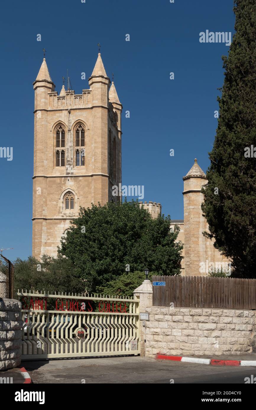 La torre di San La Cattedrale di Giorgio la sede del Vescovo di Gerusalemme della Chiesa Episcopale Anglicana ha stabilito in1899 a Gerusalemme Est Israele Foto Stock