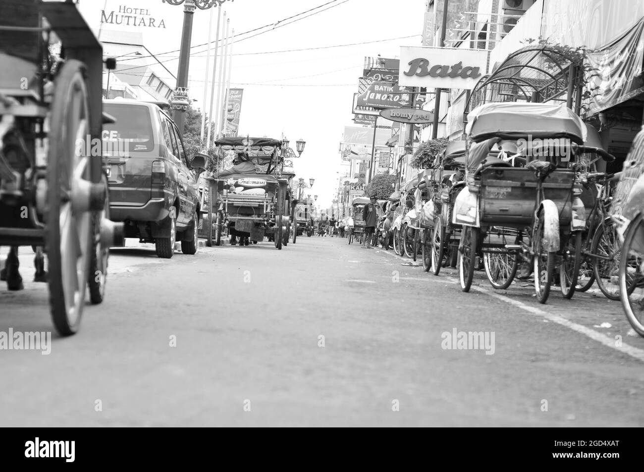 Altro lato di via Malioboro nel pomeriggio, Yogyakarta, Indonesia Foto Stock