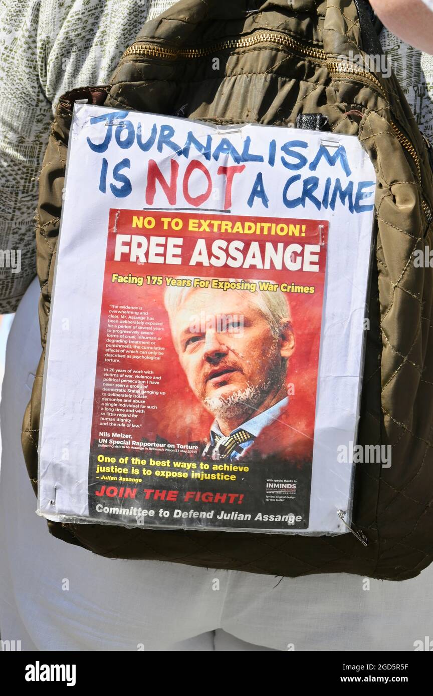 Londra, Regno Unito. Udienza preliminare del ricorso USA per l'estradizione di Julian Assange, Royal Courts of Justice, Strand. Foto Stock