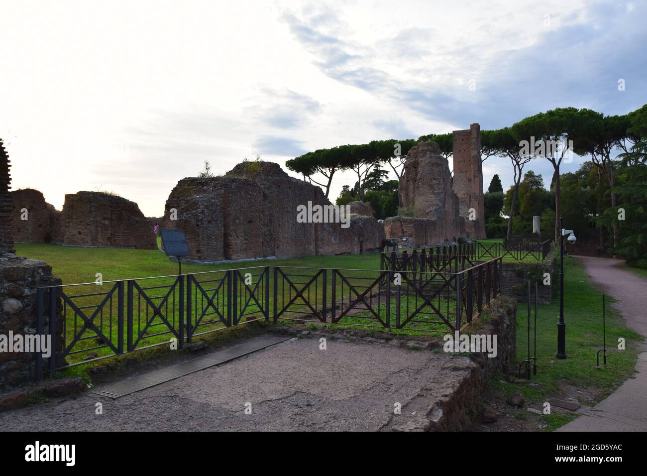 Un Tour attraverso il Colle Palatino - Roma, Italia Foto Stock