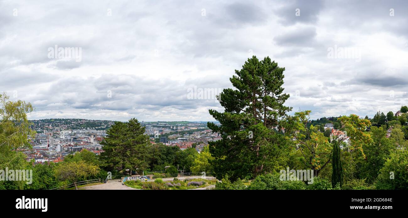 Immagini panoramiche ad alta risoluzione di Stoccarda nella Germania meridionale e nella zona di Bergiegen Foto Stock