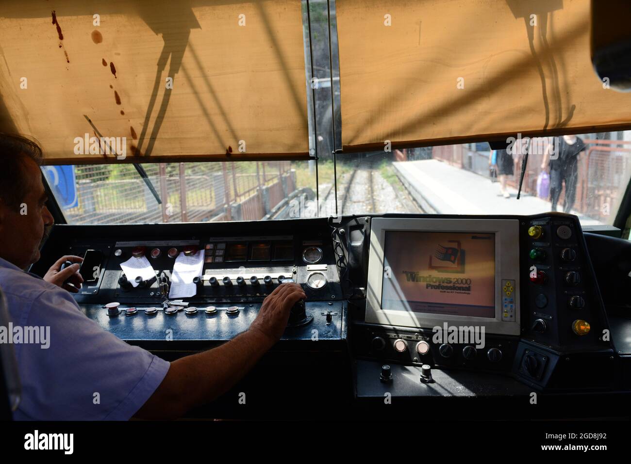 Driver motore italiano in Campania, Italia. Foto Stock