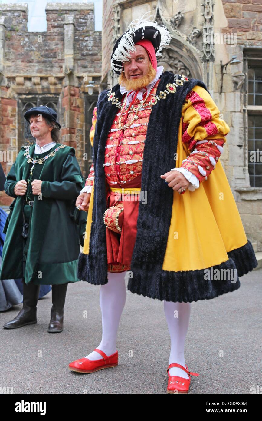 Cromwell ed Enrico VIII Storia vivente del passato presente 'un'udienza con re Enrico VIII', Castello di Berkeley, Gloucestershire, Inghilterra, Regno Unito, Europa Foto Stock