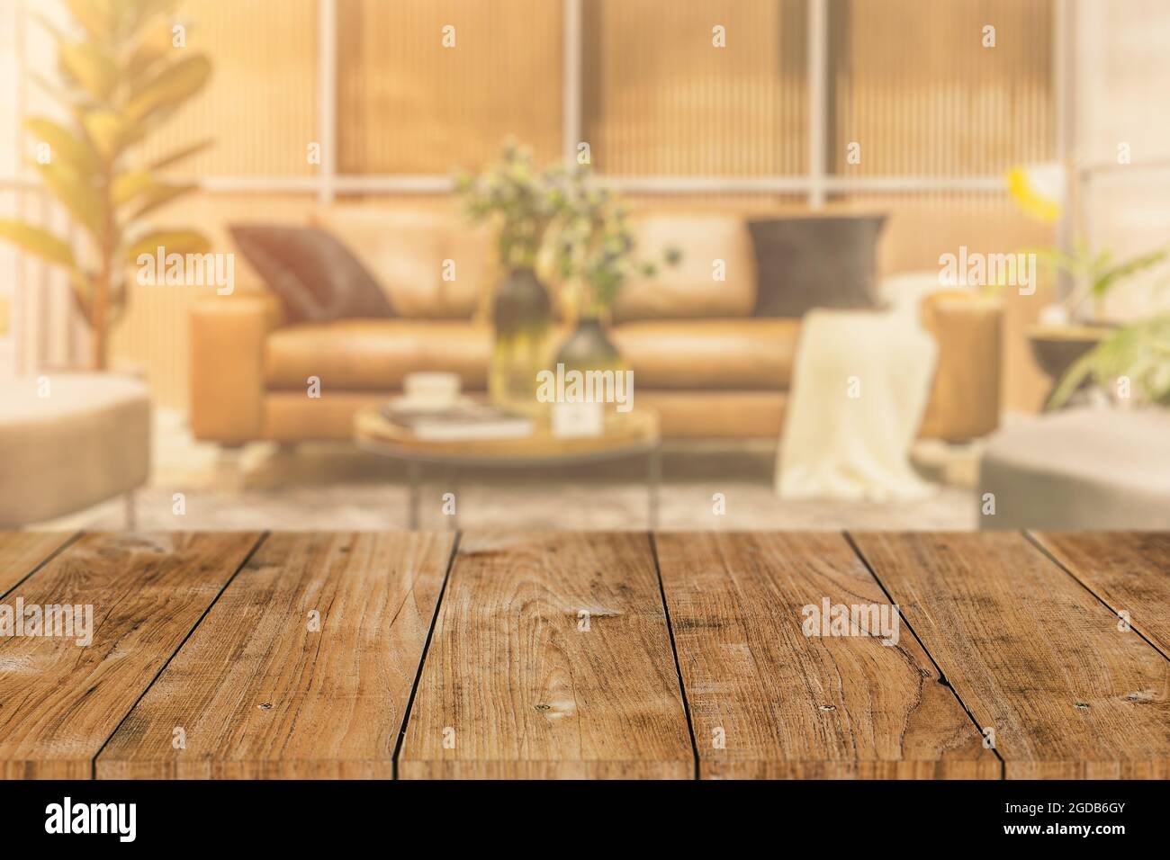 Blur vintage sfondo soggiorno di lusso con tavolo in legno piano in legno per montage home prodotti visualizzare spazio pubblicitario. Foto Stock