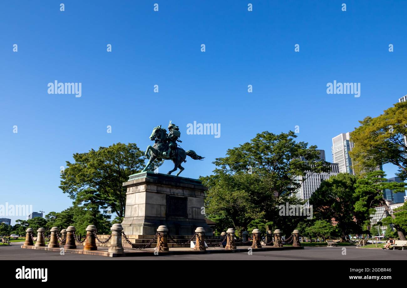 Statua di Kusunoki Masashige, venerato guerriero Samurai del 14 ° secolo Giappone. Foto Stock