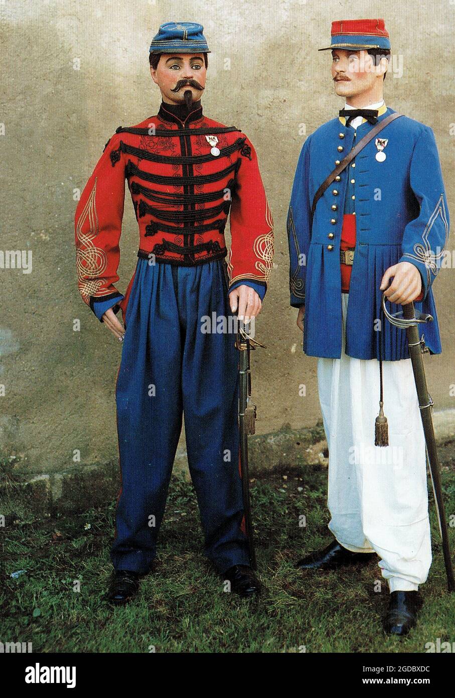 officier de spahis et officier du 2e tilailleurs 1870 Foto Stock