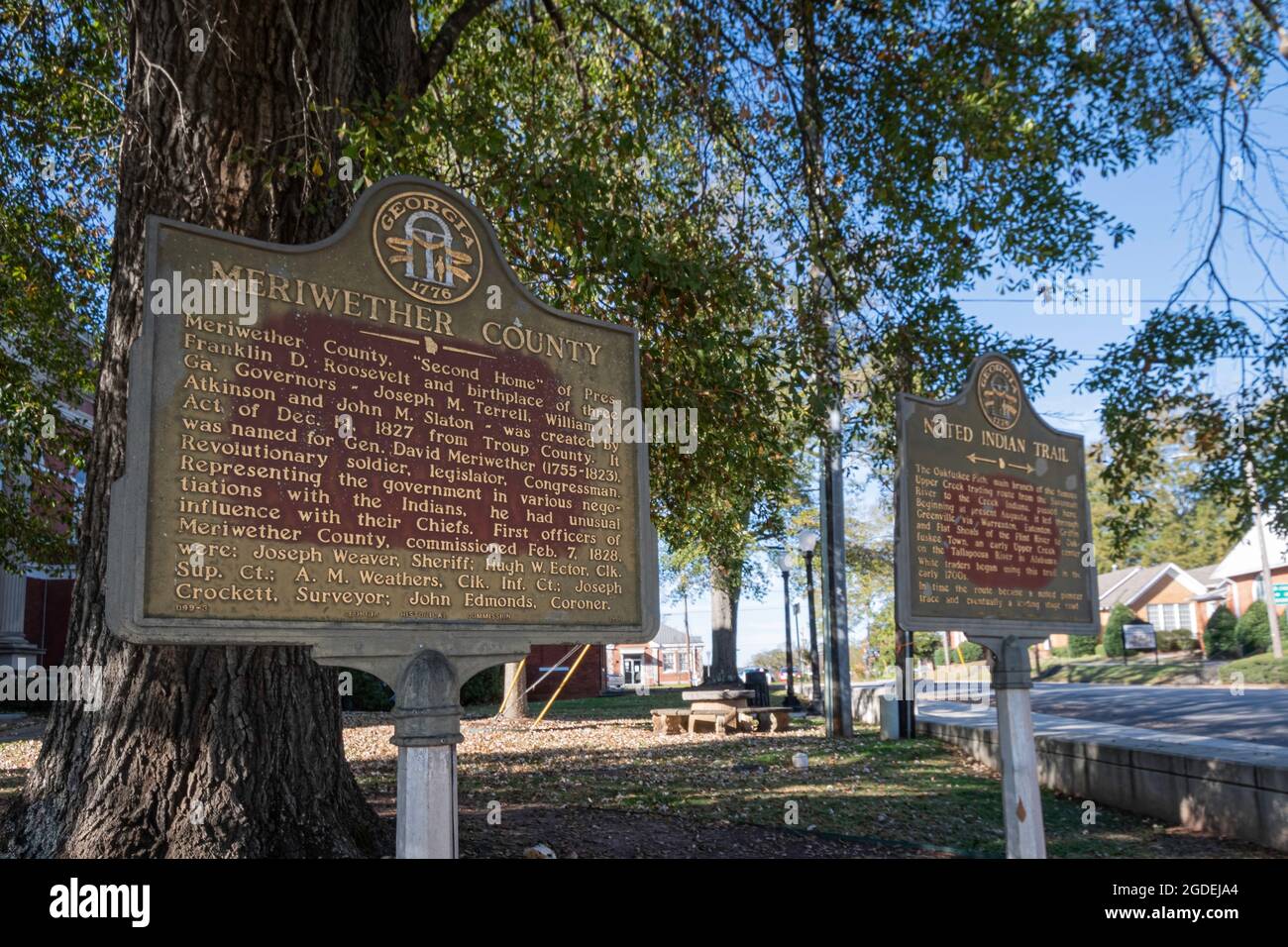 Greenville, Georgia, Stati Uniti, novembre 14, 2020: Marcatori storici in Court Square a Greenville, GA. Foto Stock