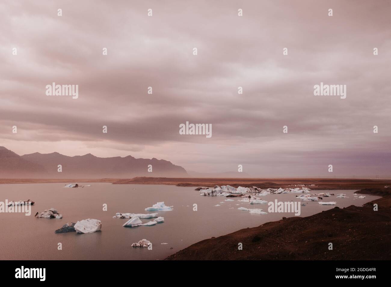 Jökulsárlón laguna glaciale, Reykjavík, Gullbringusysla, Islanda Foto Stock