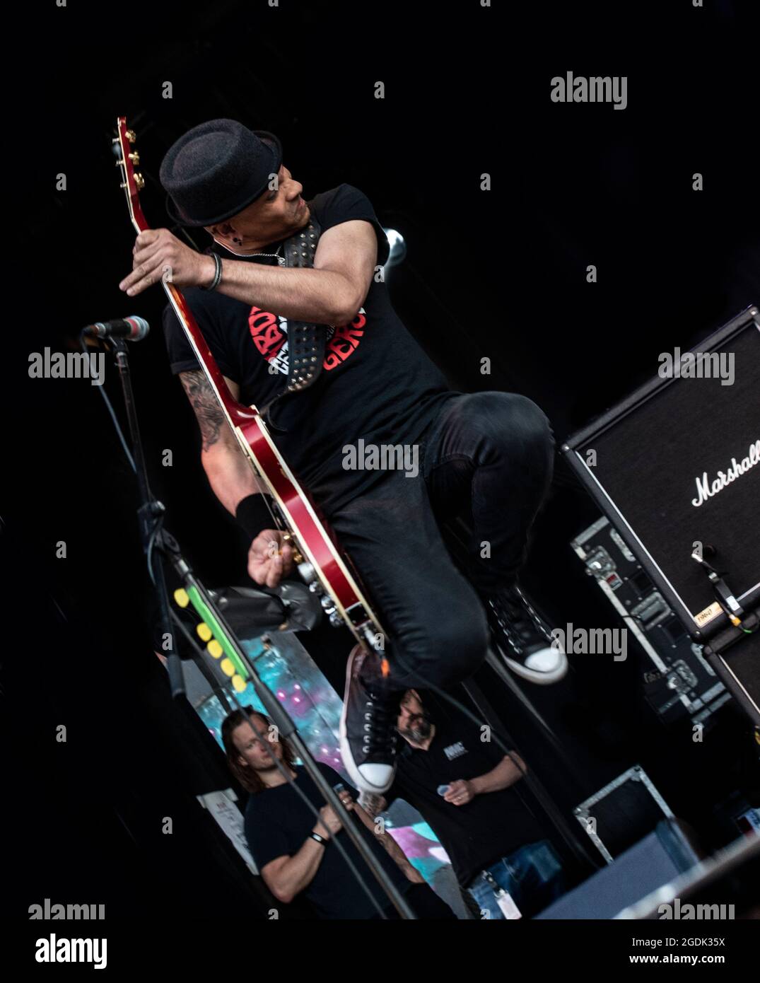 The Wildhearts (chitarrista CJ Wildheart) - Britrock Must be Drupt, Digbeth Arena, Birmingham, 05.05.18. Musica dal vivo nel Regno Unito. / Concerto Foto Stock The Wildhearts (chitarrista CJ Wildheart) - Britrock Must be Drupt, Digbeth Arena, Birmingham, 05.05.18. Musica dal vivo nel Regno Unito. / Concerto Foto Stock