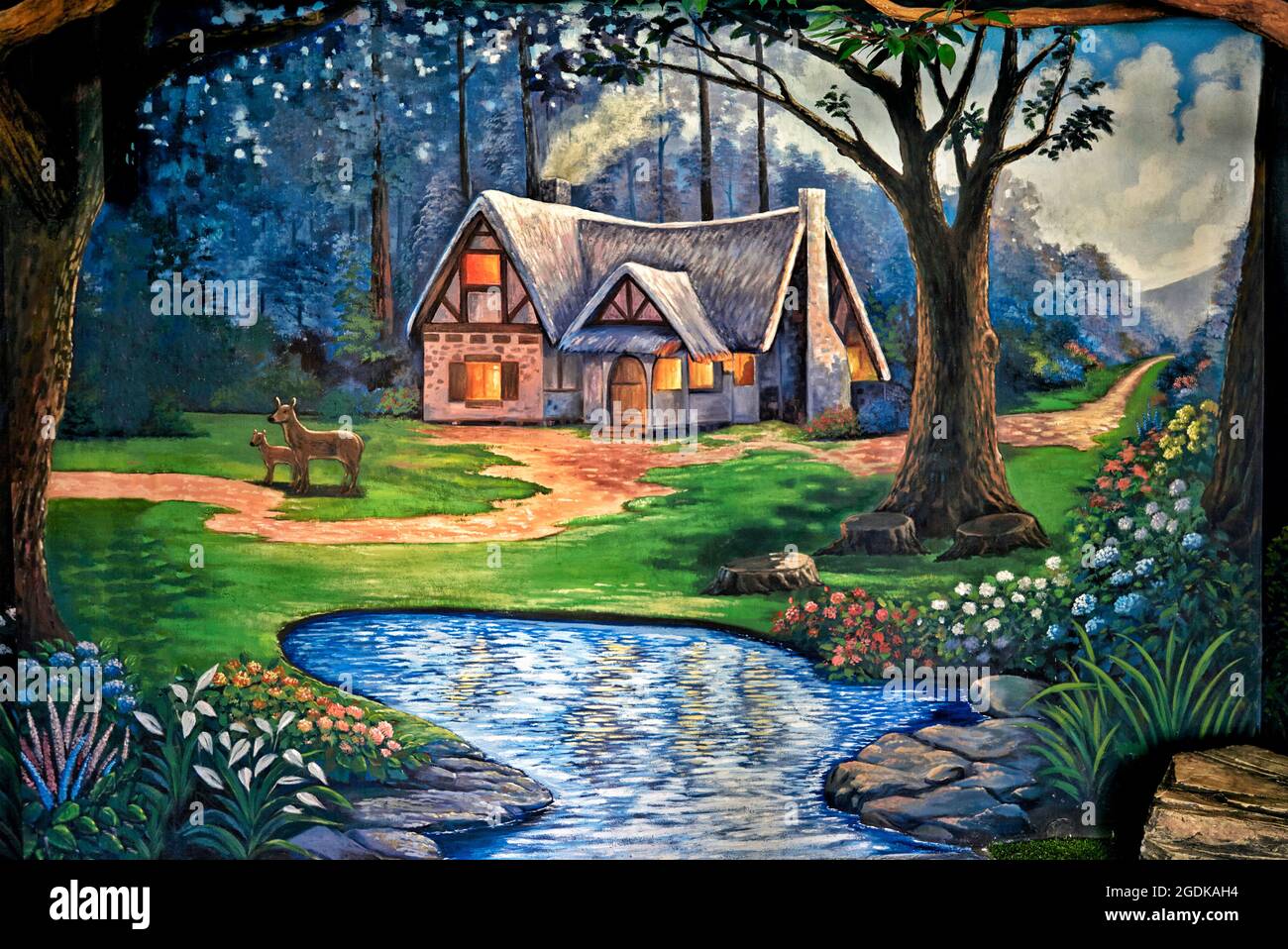 Pittura di arte di fantasia. Bosco dell e cottage con cervi. Foto Stock