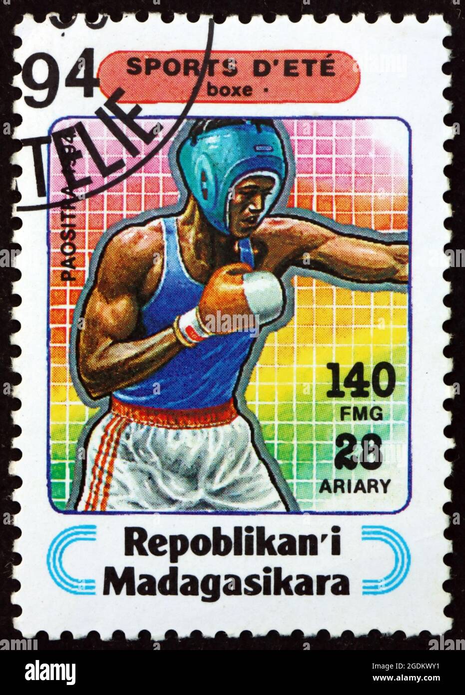 MALGASCIO - CIRCA 1994: Un francobollo stampato in Malgascio, Madagascar mostra boxe, sport, circa 1994 Foto Stock