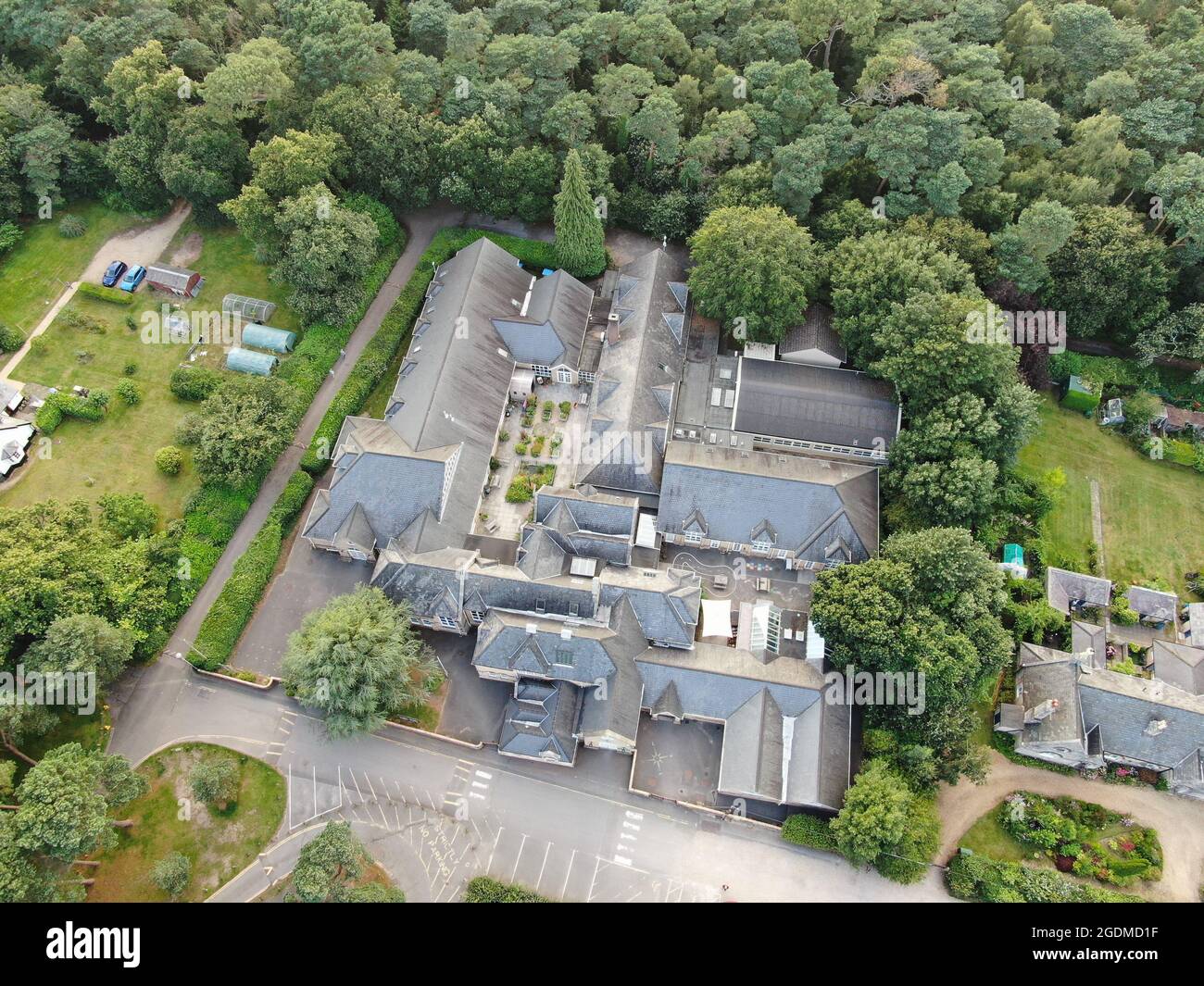 La scuola di St Marks in Talbot, con la vista aerea di Wallisdown Foto Stock