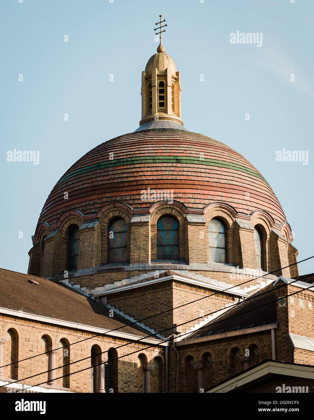 Cupola della chiesa cattolica bizantina di St. Marys, nel quartiere storico di Cambria City, Johnstown, Pennsylvania Foto Stock