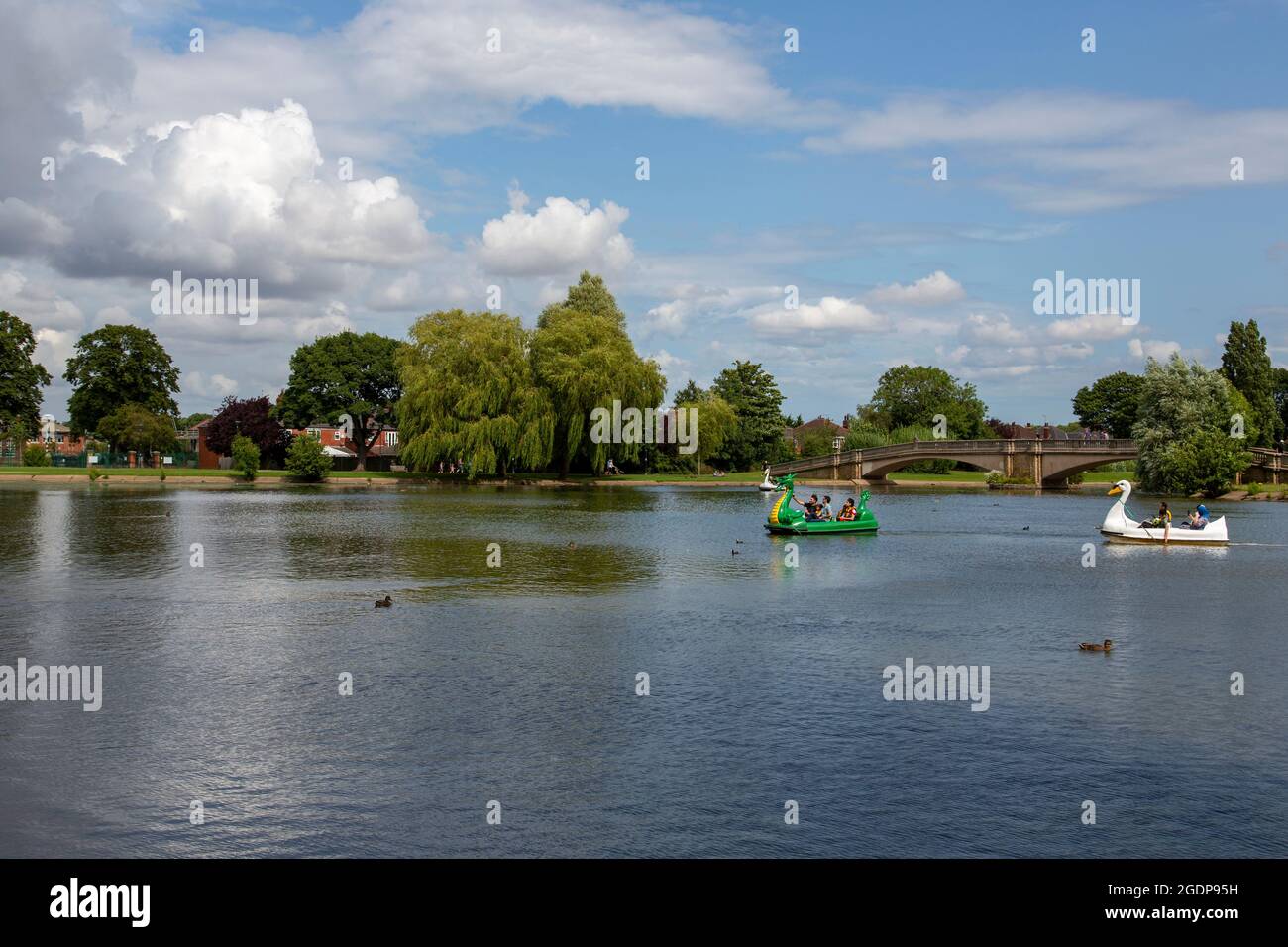 Il lago ornamentale, East Park, Kingston upon Hull, East Yorkshire, Regno Unito Foto Stock