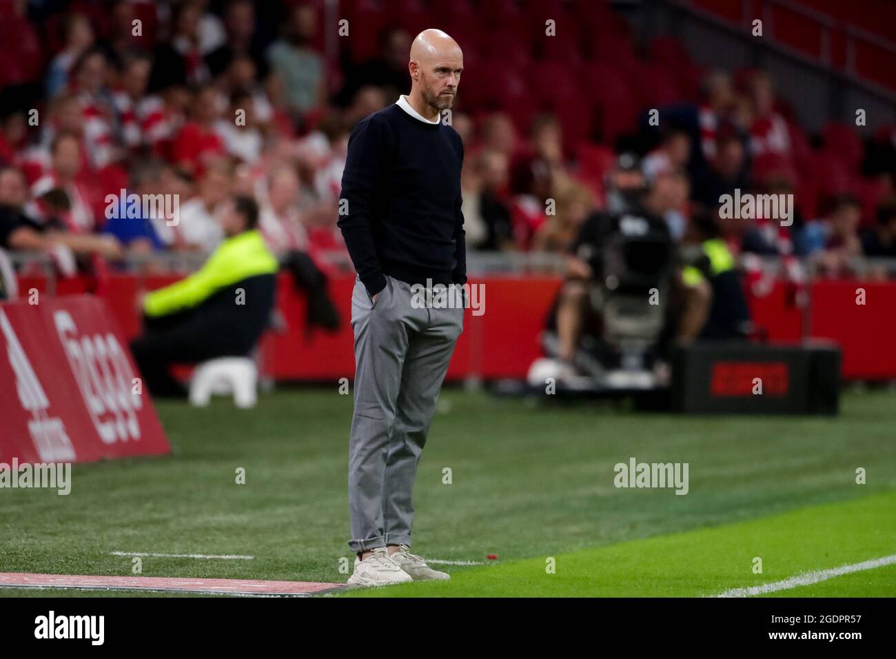 AMSTERDAM, PAESI BASSI - AGOSTO 14: Coach Erik Ten Hag di Ajax durante la partita olandese Eredivisie tra Ajax e N.C.A. alla Johan Cruijff Arena il 14 agosto 2021 ad Amsterdam, Paesi Bassi (Foto di Broer van den Boom/Orange Pictures) Foto Stock