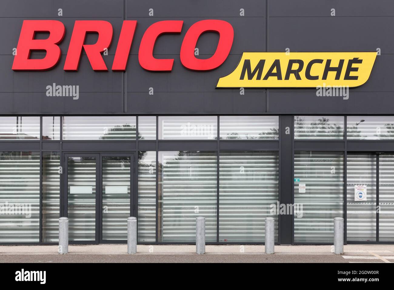 Il logo del francese catena DIY store Brico Depot Francia Europa Foto stock  - Alamy