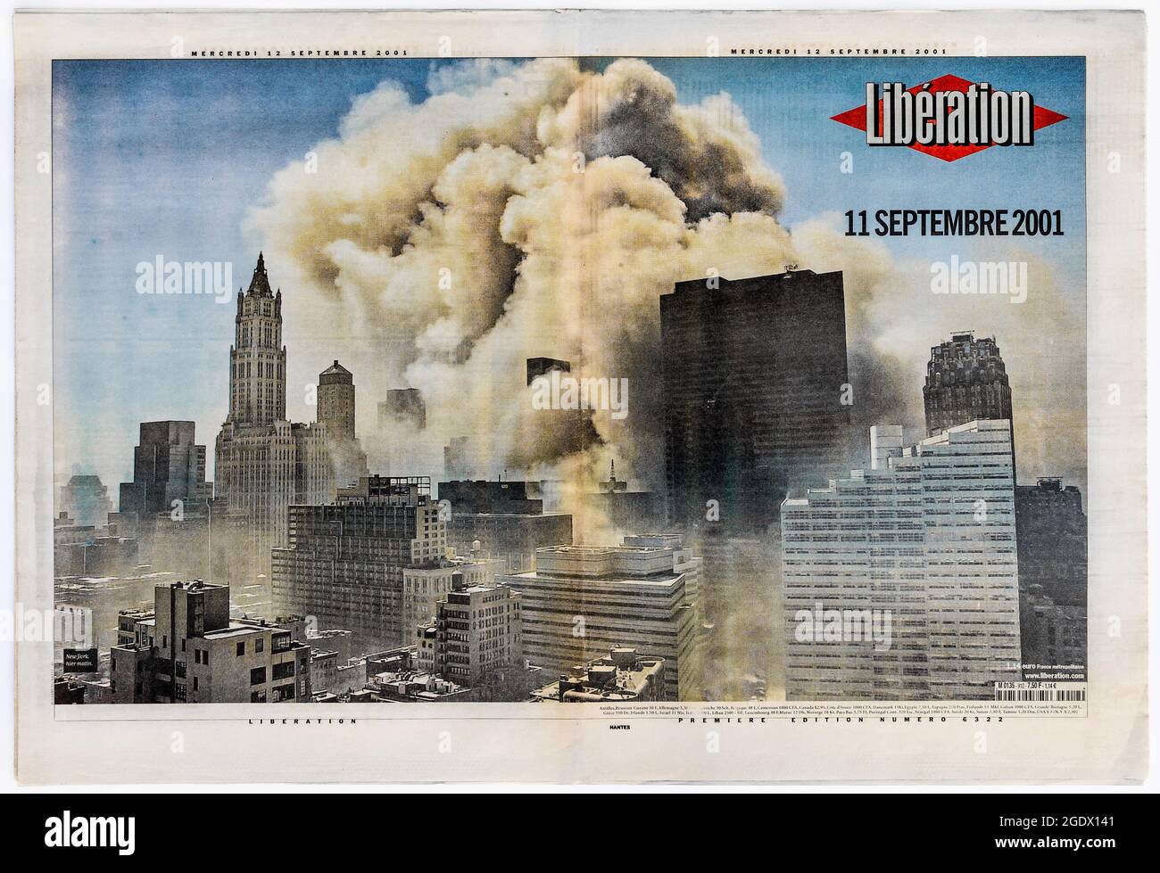 La copertina del giornale francese "Liberation" si è diffusa il 12 settembre, riportando l'attacco terroristico del 9/11 al World Trade Center di New York, USA, 11 settembre 2001. Foto Stock