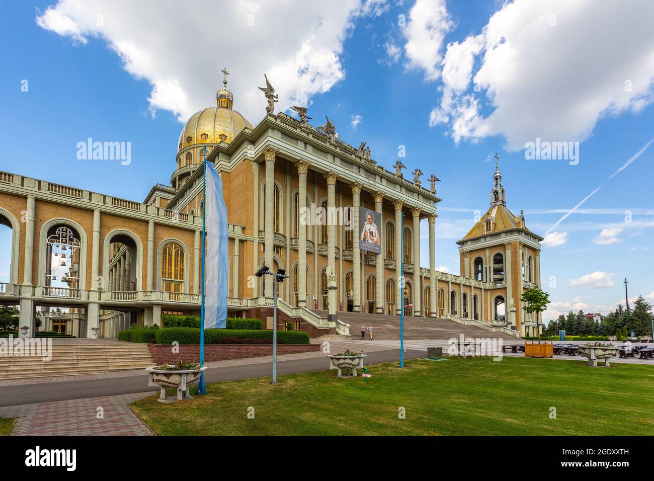 Lichen Stary, Grande Polonia - 25 maggio 2016: Veduta del Santuario della Madonna Addolorata, Regina della Polonia. Foto Stock