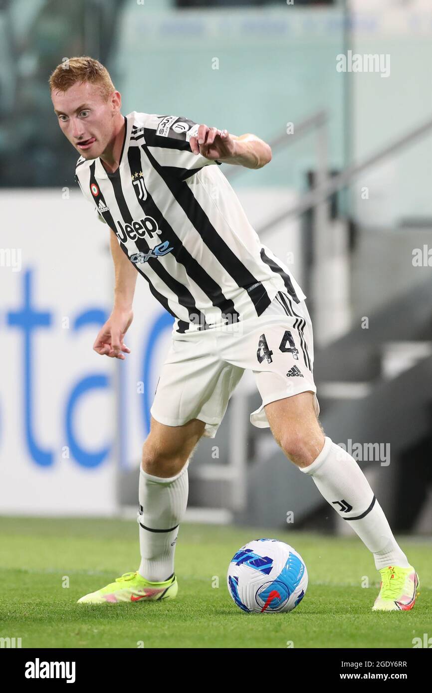 Torino, Italia, 14 agosto 2021. Dejan Kulusevski di Juventus durante la partita pre-stagione allo stadio Allianz di Torino. L'immagine di credito dovrebbe essere: Jonathan Moscop / Sportimage Foto Stock