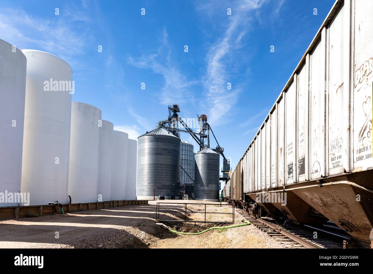 SD00439-00....SOUTH DAKOTA - cantiere ferroviario e binari ferroviari nella città di Wall. Foto Stock