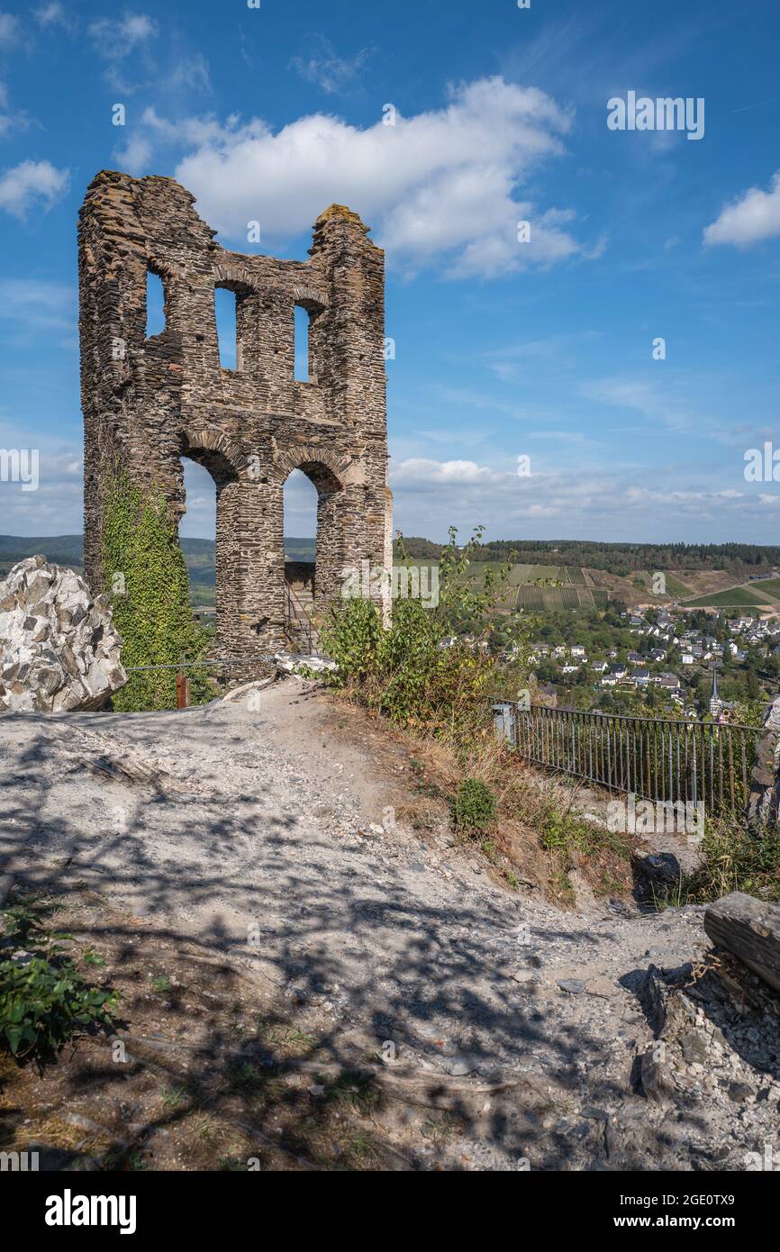 Rovine del castello di Gravenburg, Trarben Trarbach, Germania Foto Stock