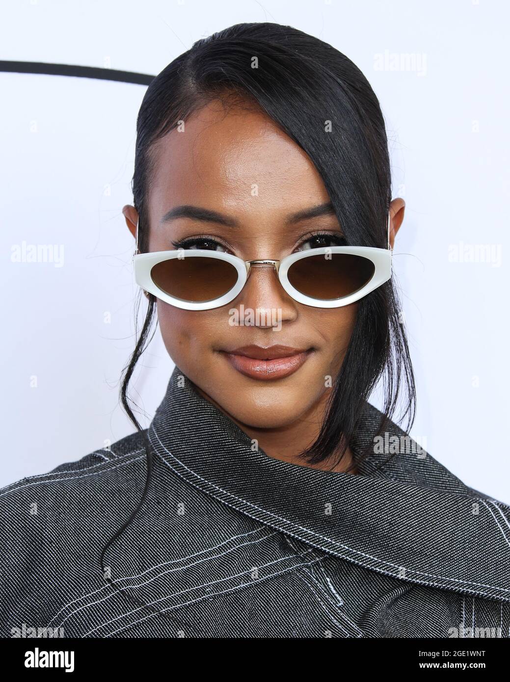 LOS ANGELES, CALIFORNIA, USA - 15 AGOSTO: L'attrice Karrueche Tran arriva al Lionne Fall/Winter 2021 Fashion Show tenutosi all'Ebell il 15 agosto 2021 a Los Angeles, California, Stati Uniti. (Foto di Xavier Collin/Image Press Agency) Foto Stock