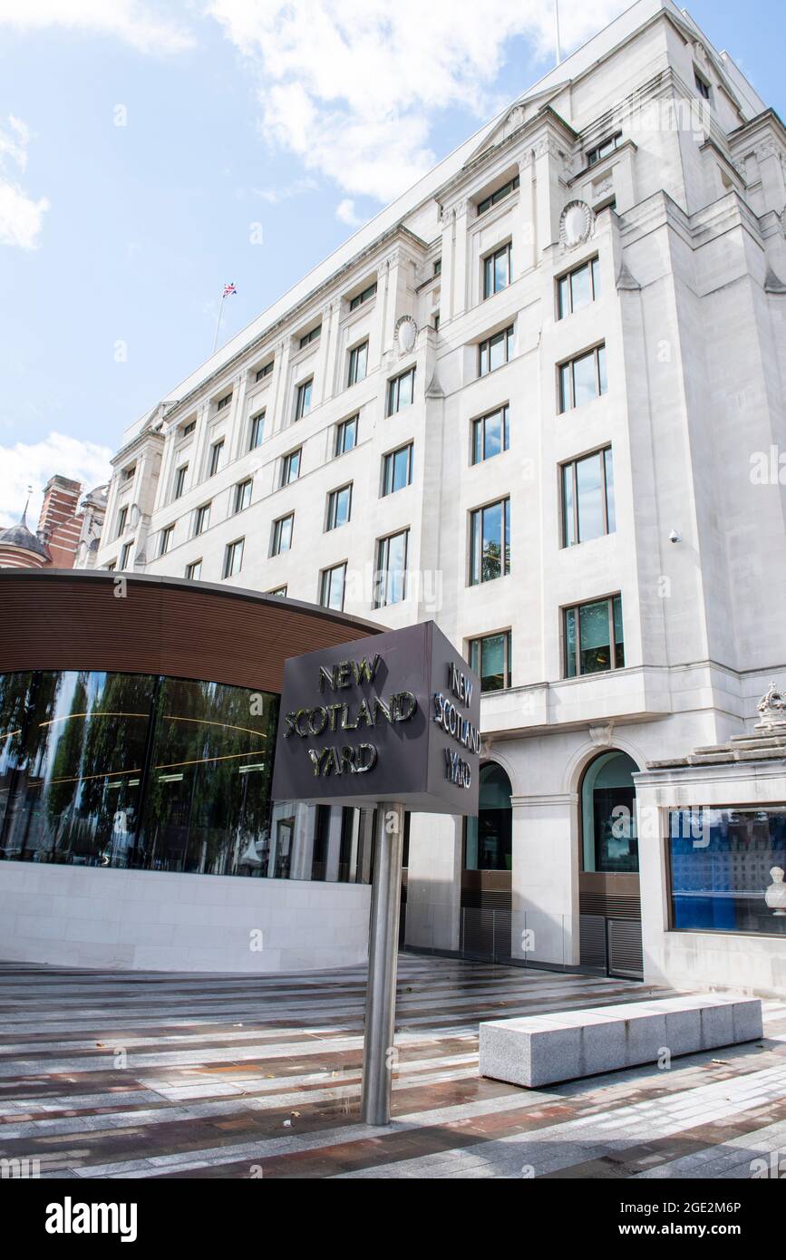 New Scotland Yard a Londra, Inghilterra, Regno Unito Foto Stock