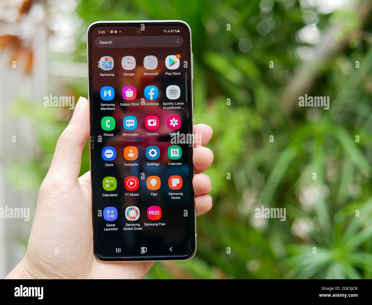 Bangkok, Thailandia - 11 agosto 2021: Samsung lancia ufficialmente l'ultimo smartphone pieghevole, il Samsung Galaxy Flip 3. Foto Stock